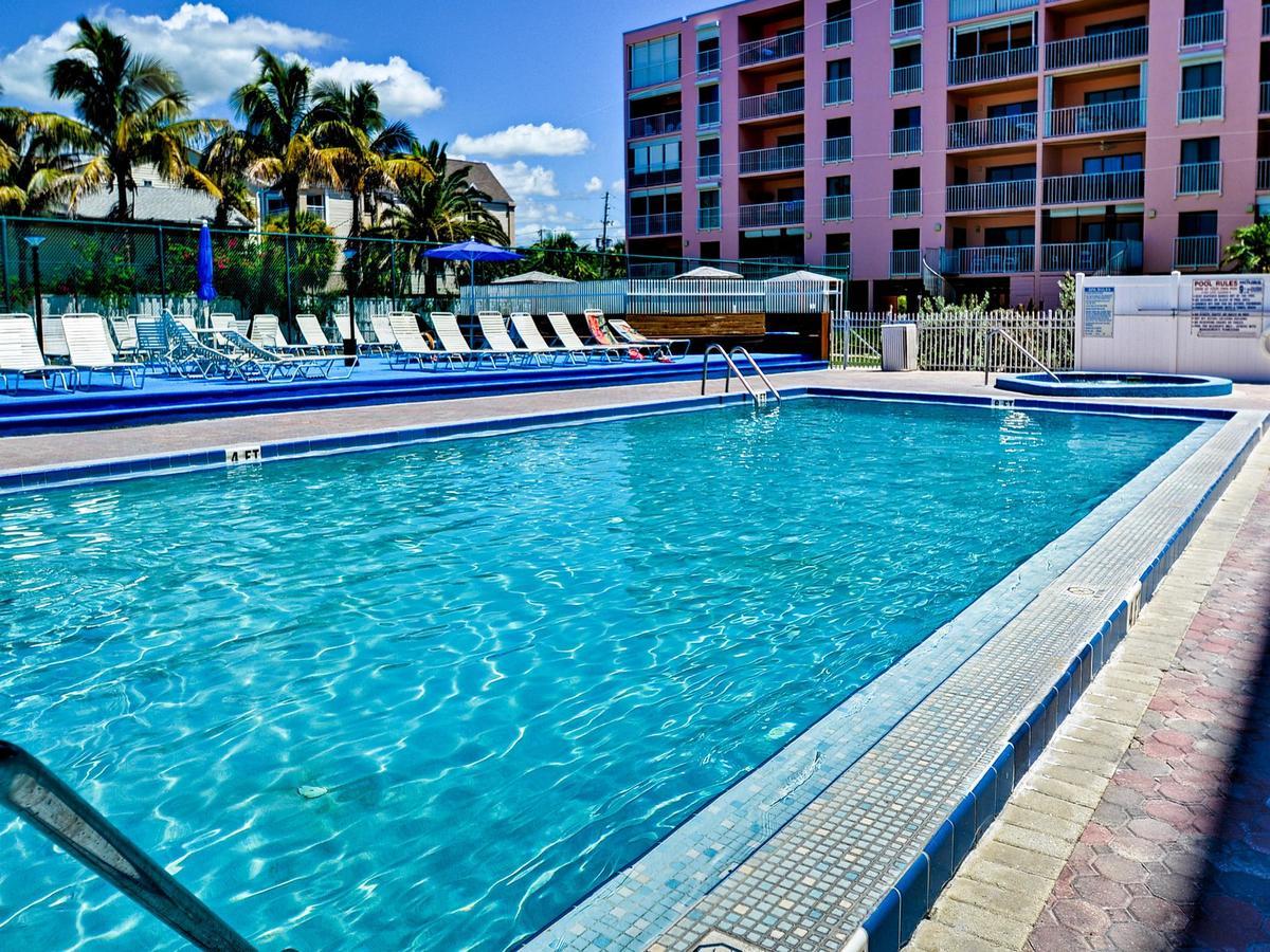 Апартаменты Reef Club 301 Клеруотер-Бич Экстерьер фото